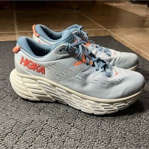 Hoka one one